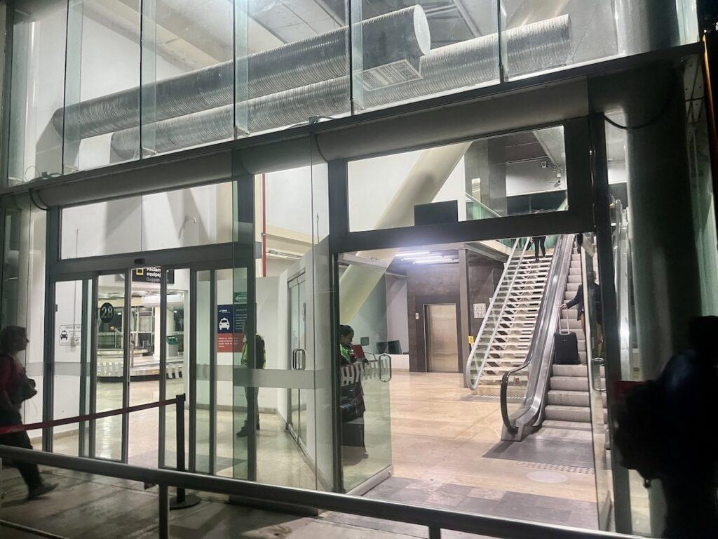 ‘엘 차포’로 유명한 시날로아 쿨리아칸 공항, 시내 가는 방법 3가지 관련 사진 및 안내