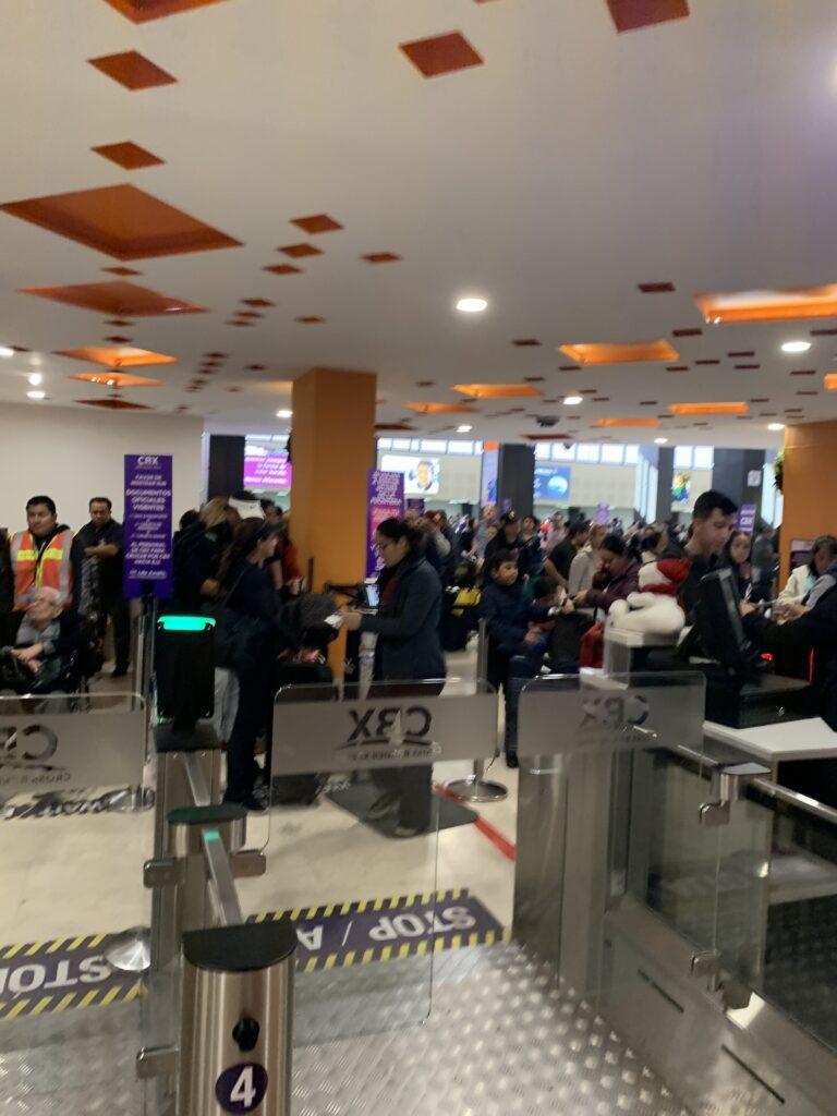 티후아나 공항(TJI)에서 CBX를 통해 샌디에이고로 이동하는 방법 관련 사진 및 안내