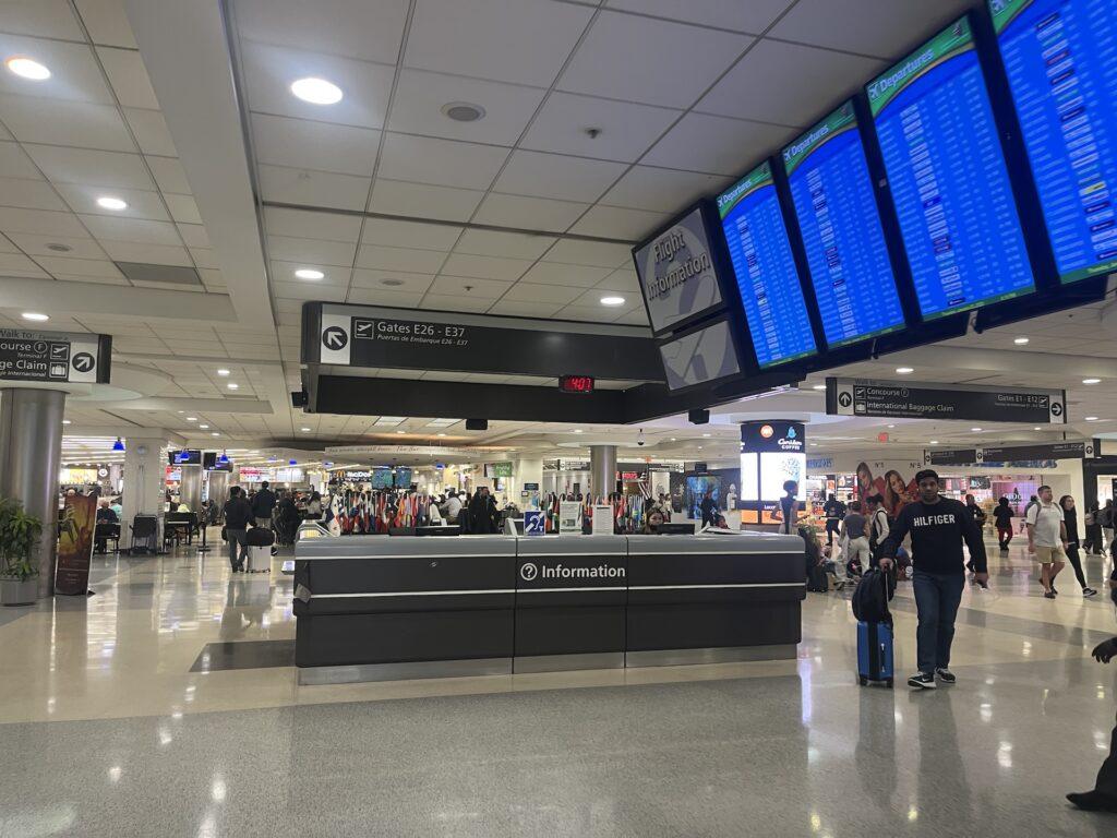 애틀란타 공항(ATL) 40분만에 공항 환승 팁 및 빠른 셔틀 이동방법 관련 사진 및 안내