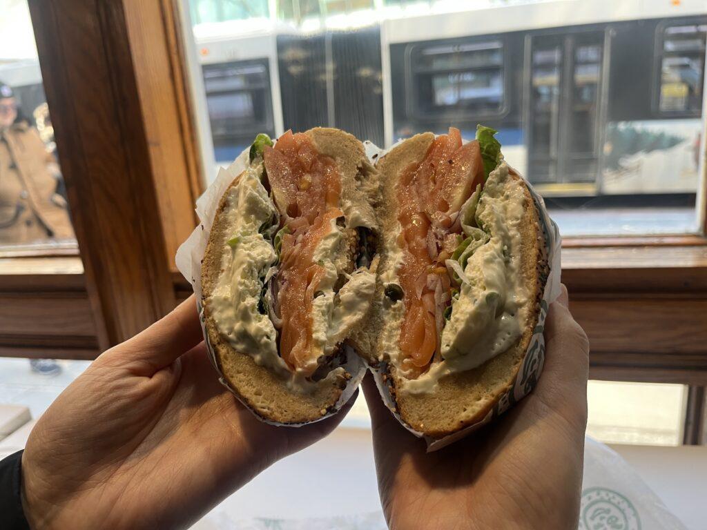 뉴욕 여행 필수! 단연 에싸 베이글(Ess-a Bagel), 뉴요커 체험하기 관련 사진 및 안내