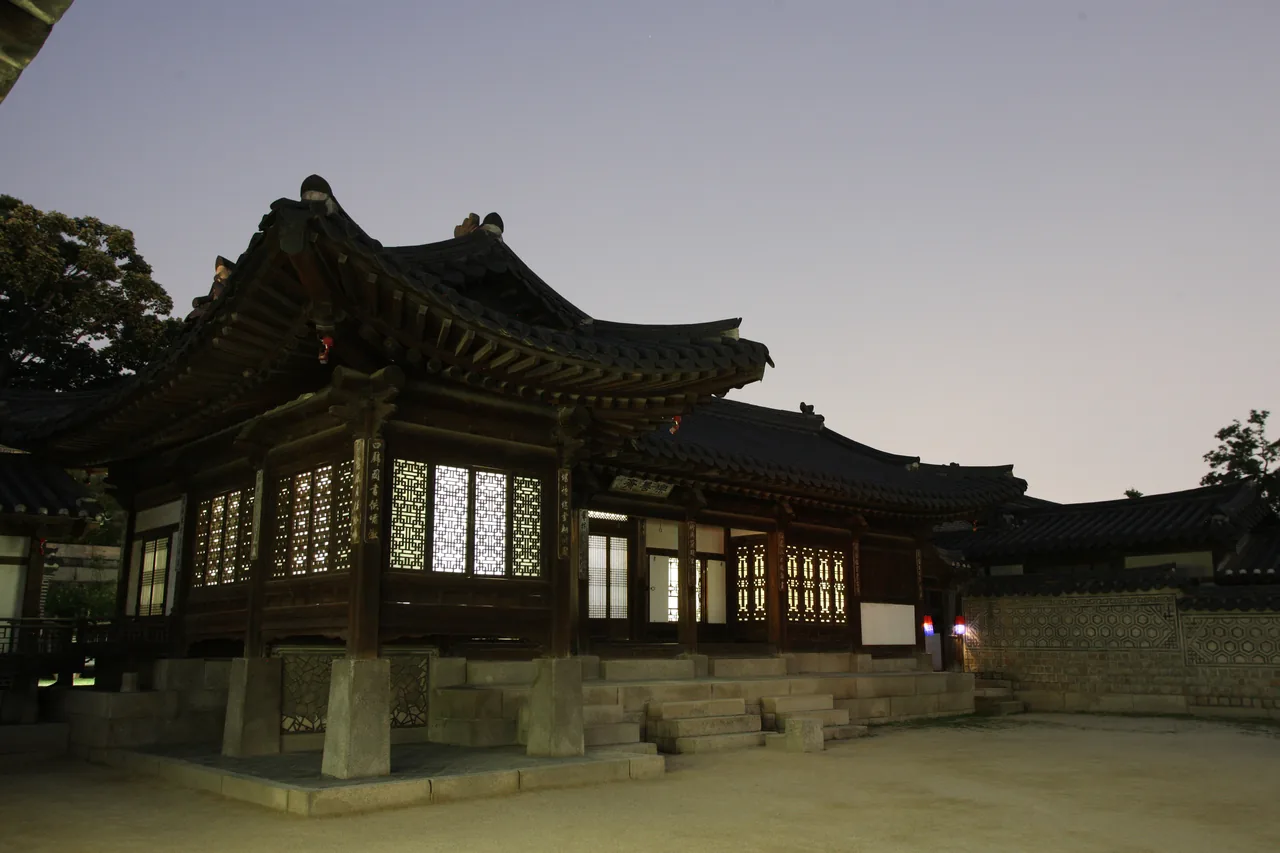 Alleyways of Wonseo-dong lined with traditional craft workshops along the stone wall of Changdeokgung Palace