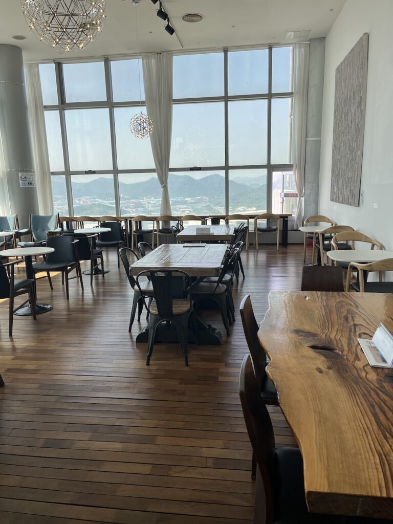 창원 더클라우드 더시티세븐몰점 뷰