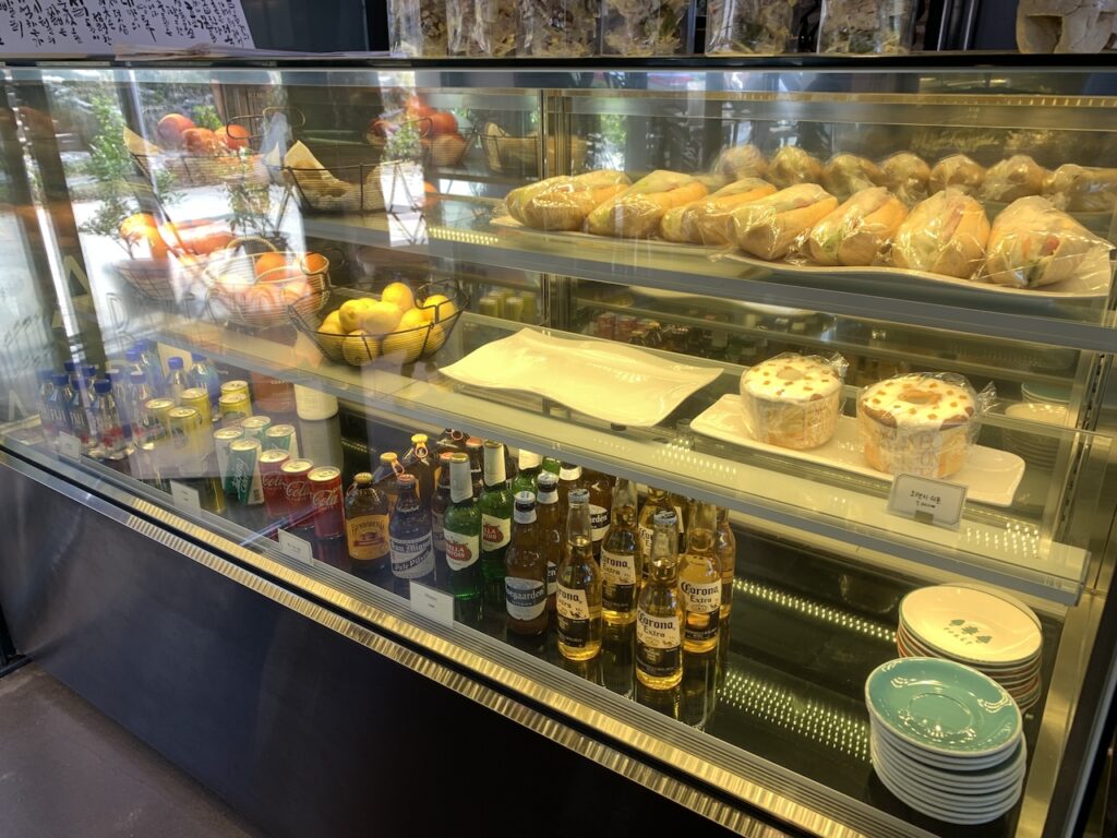 안산 카페 베이커리 더즌 케이크