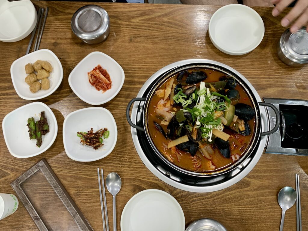강원도 맛집 초당소나무집 두부전골